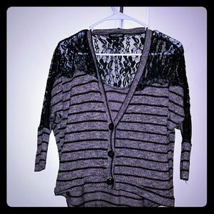 Mid sleeve cardigan